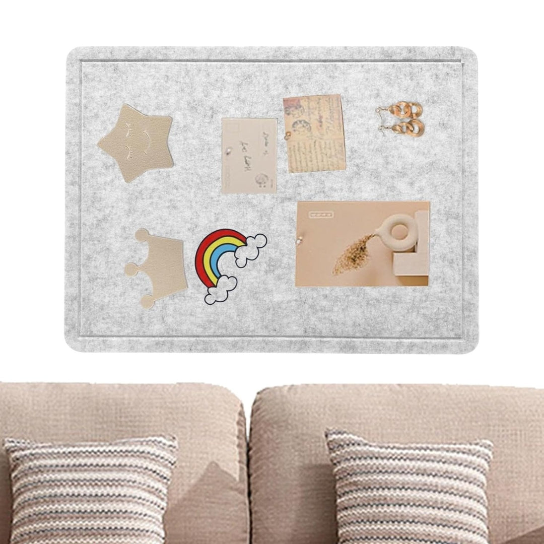 Tableau mural en feutre autocollant – 40 x 60 cm – Tableau d’affichage résistant pour maison, bureau et école – Gris