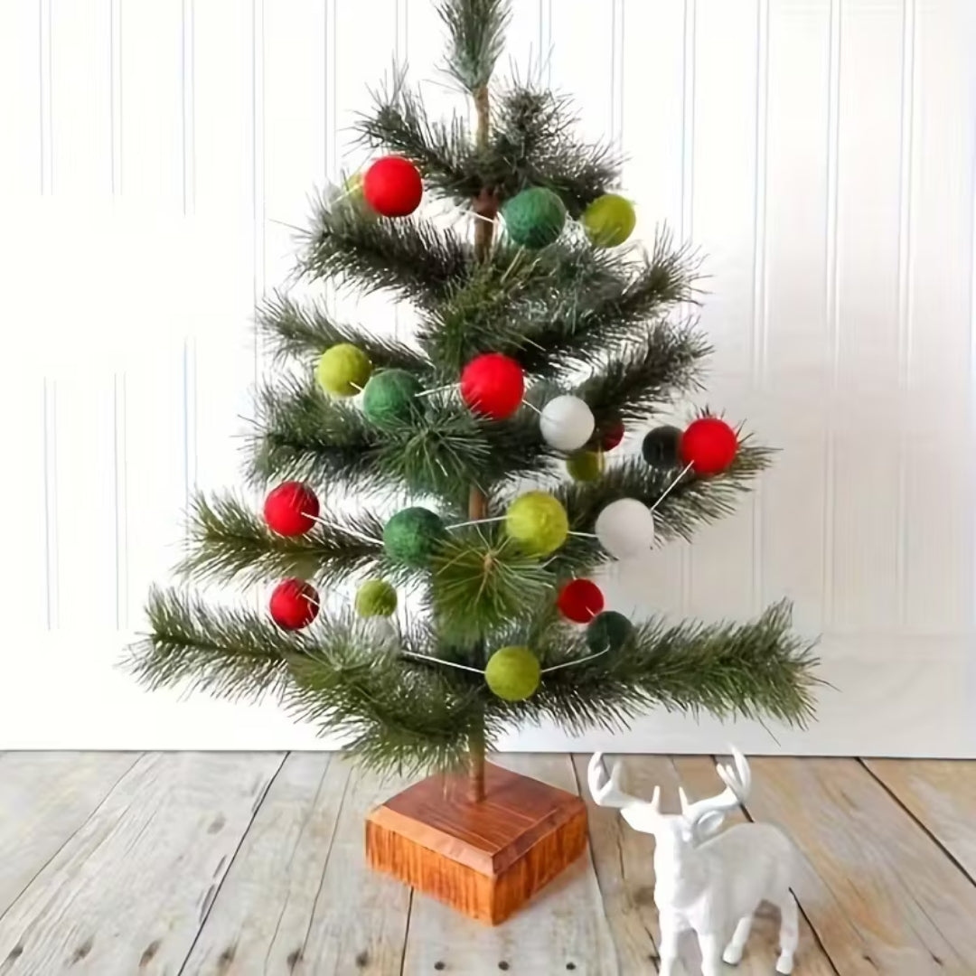 Lot de 30 boules en feutre colorées – décorations de Noël et artisanat DIY pour arbre, couronne et loisirs créatifs