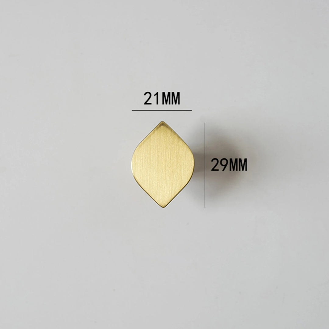 Poignée de meuble ultra plate en laiton finition or brossé – plusieurs tailles disponibles